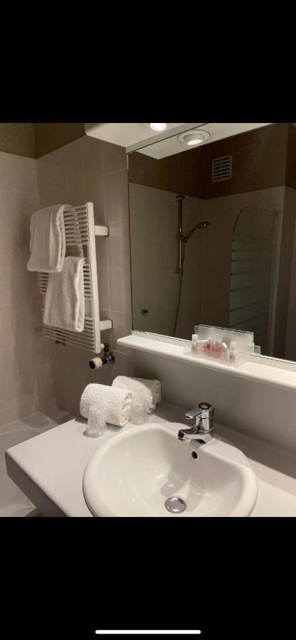 Park Hotel Airport Charleroi Zewnętrze zdjęcie
