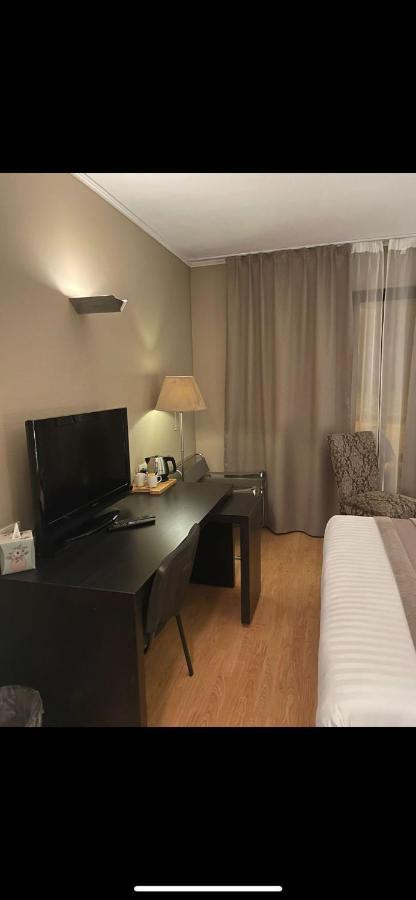 Park Hotel Airport Charleroi Zewnętrze zdjęcie