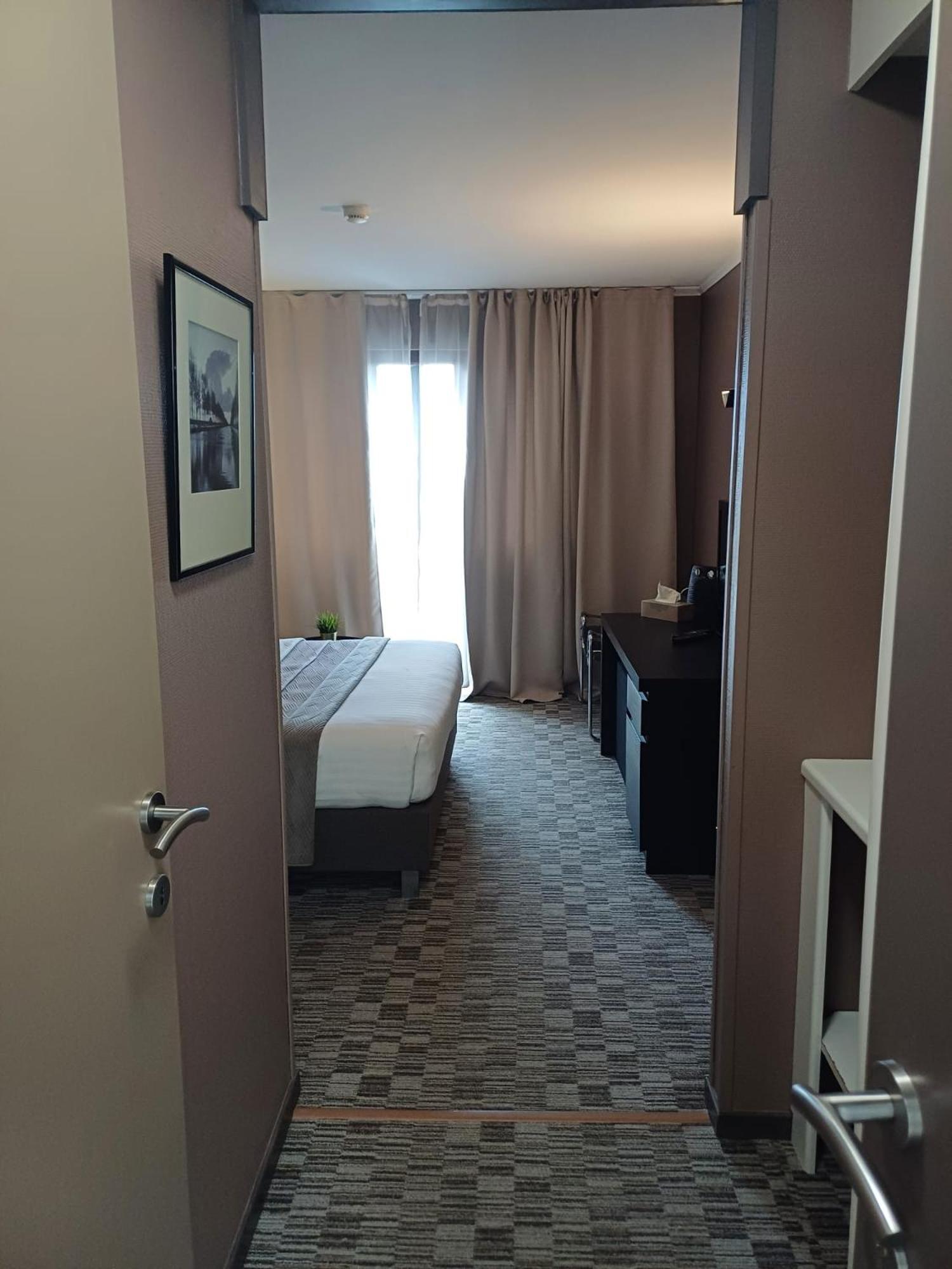 Park Hotel Airport Charleroi Zewnętrze zdjęcie