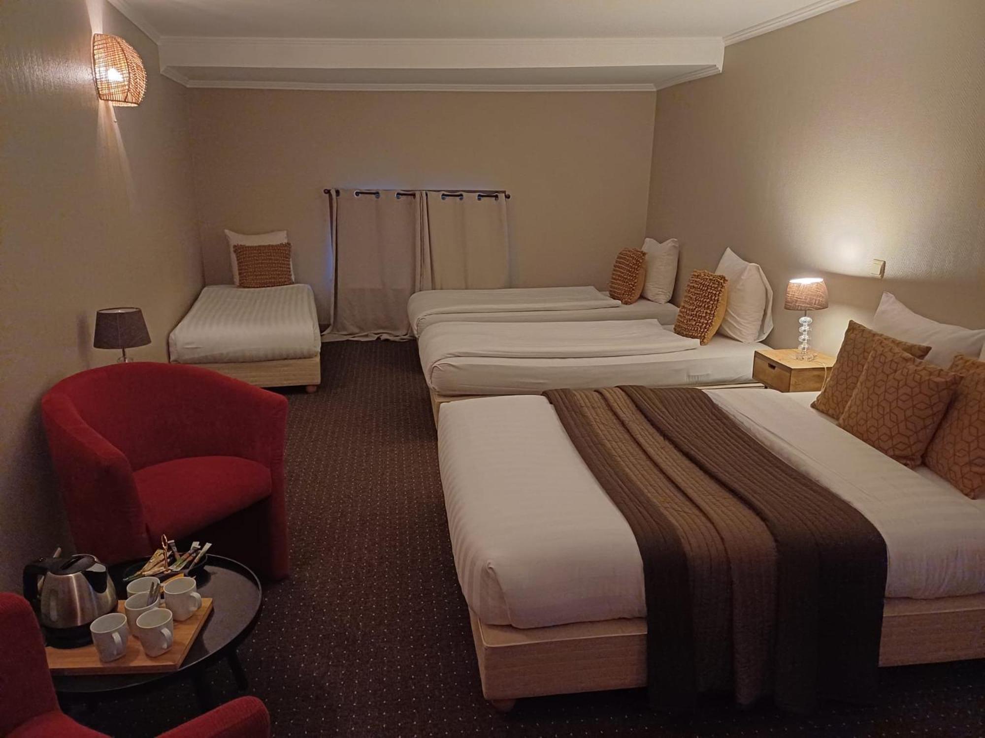 Park Hotel Airport Charleroi Zewnętrze zdjęcie